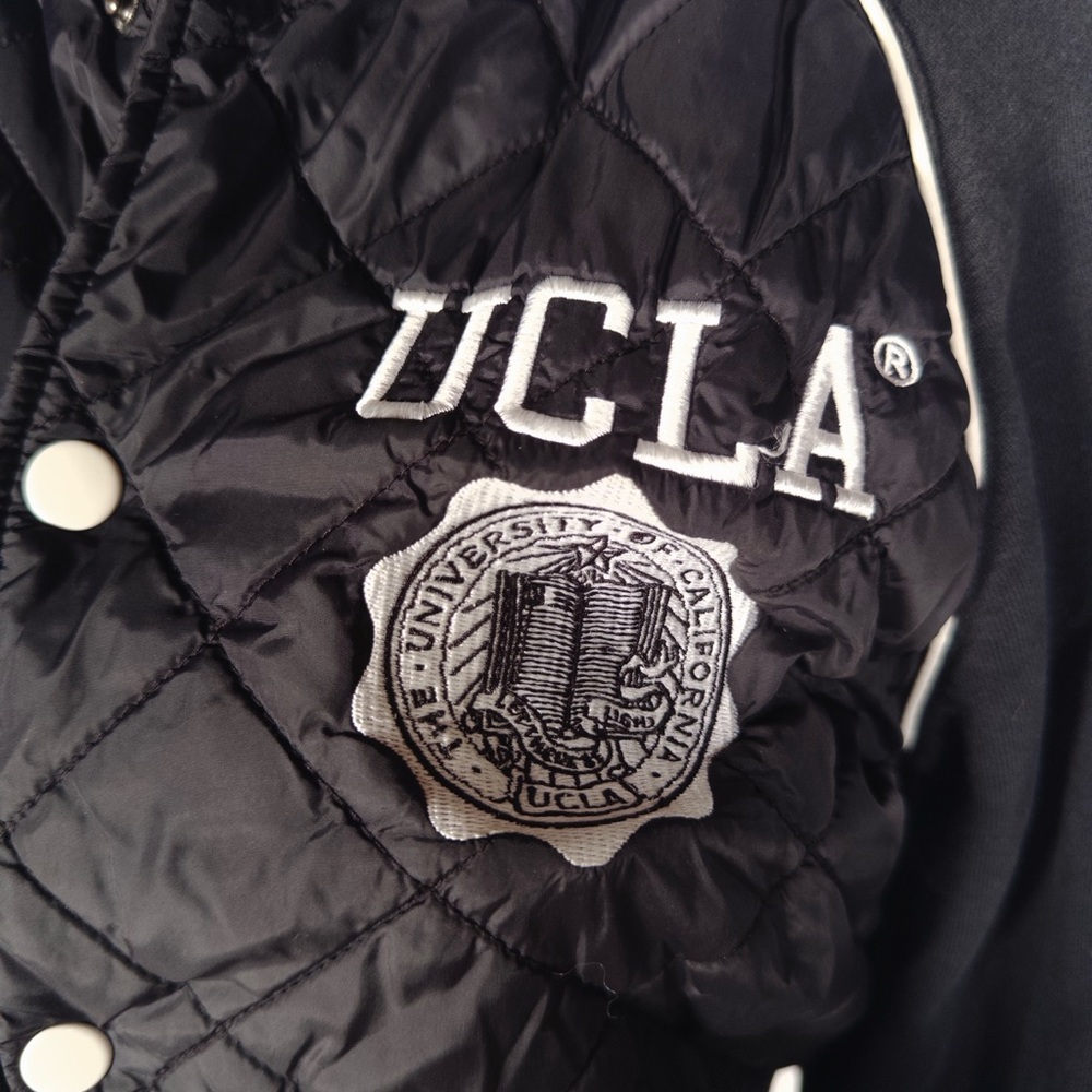 UCLA Vintage Jacket - Picture 7 of 7